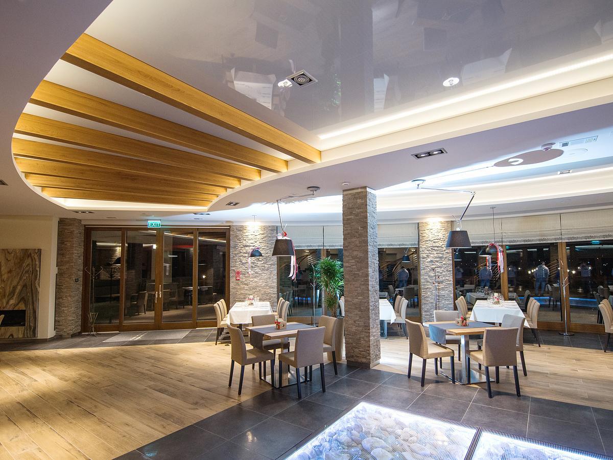 Molo Hotel 4*